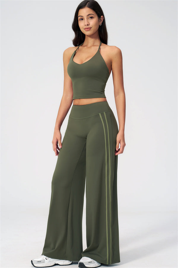 The Evoke Straight Leg Pants
