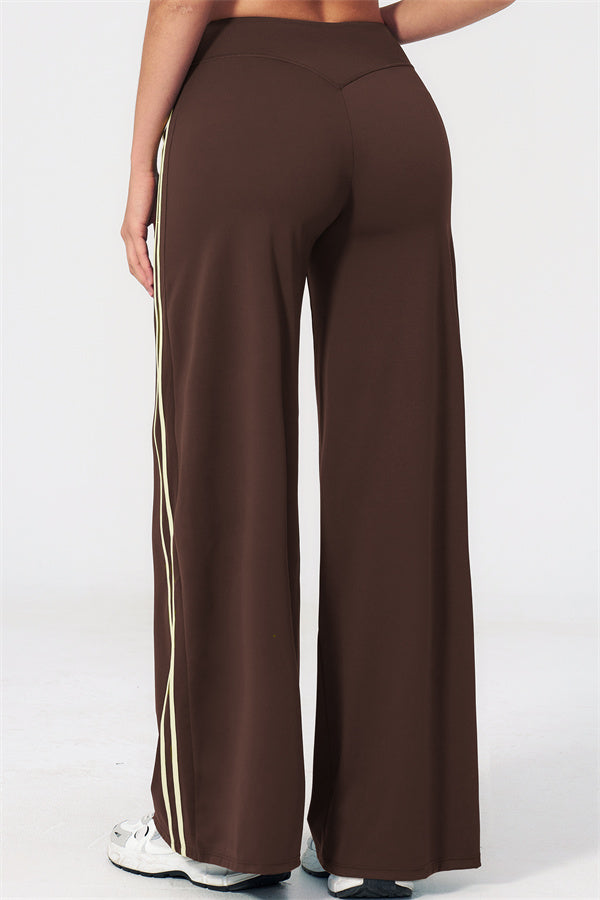 The Evoke Straight Leg Pants