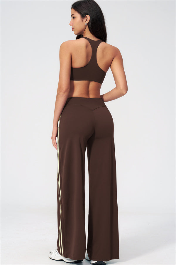 The Evoke Straight Leg Pants