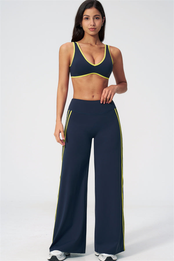 The Evoke Straight Leg Pants