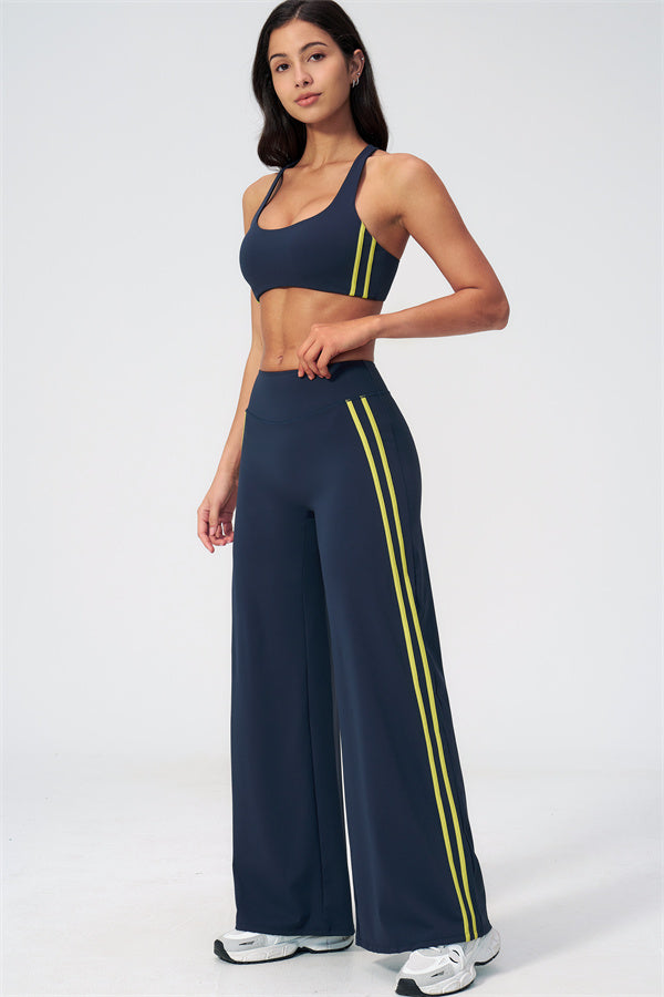 The Evoke Straight Leg Pants