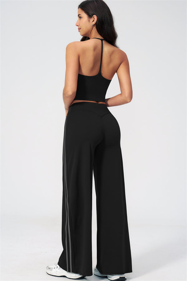 The Evoke Straight Leg Pants