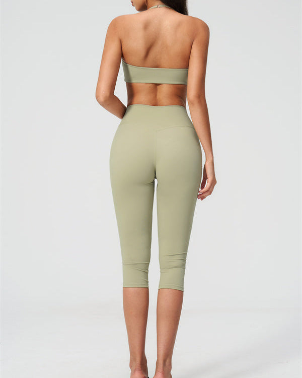 The Twirl Sports Bra Capri Leggings 2-Piece Set