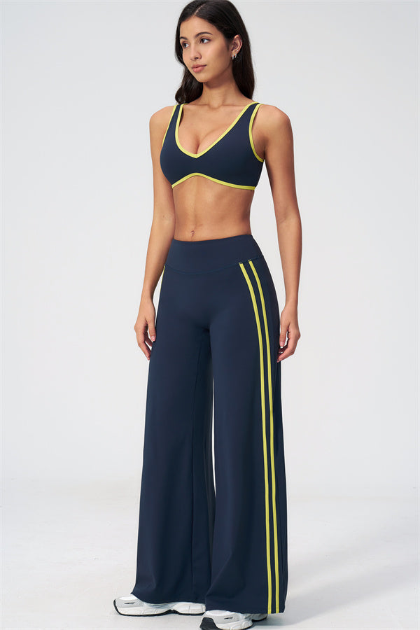 The Evoke Straight Leg Pants