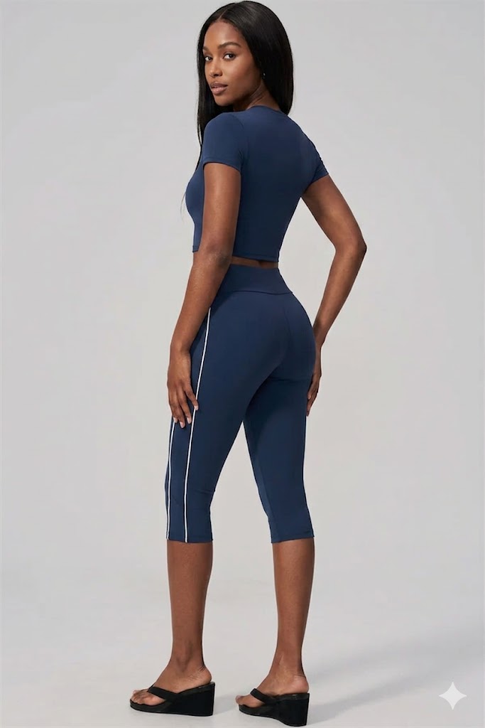 Contrast Capri Leggings Set