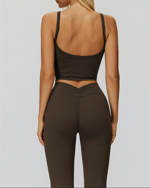 The Fyra Crop Tank Flared Leggings 2-Piece Set