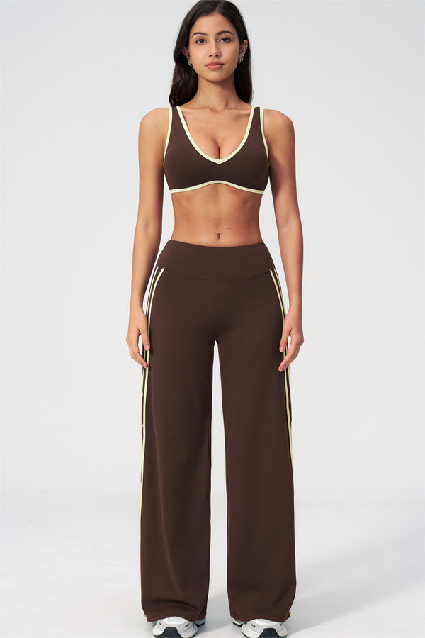 The Evoke Straight Leg Pants