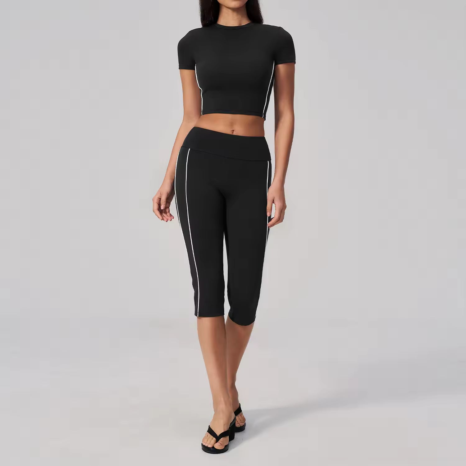 Contrast Capri Leggings Set