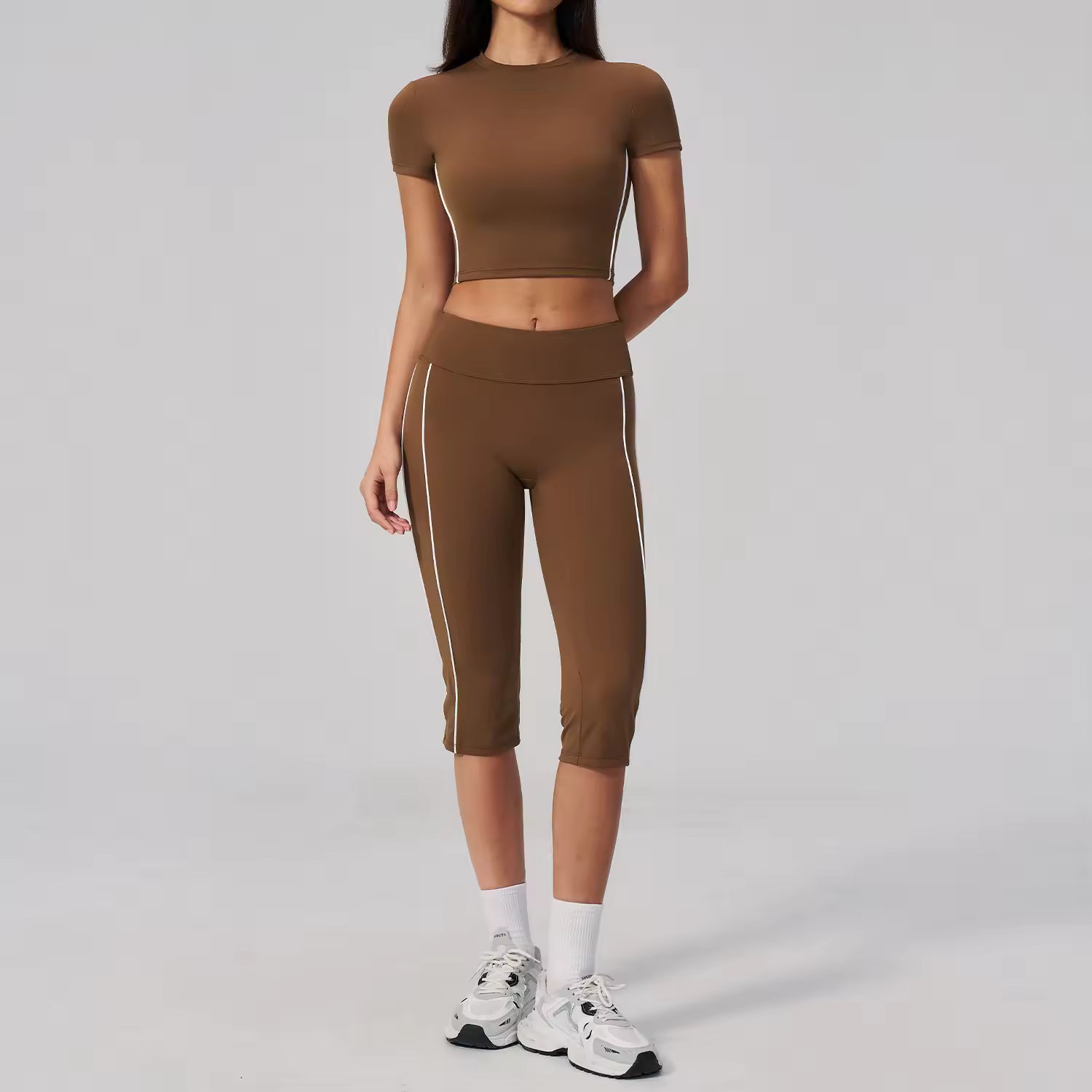 Contrast Capri Leggings Set