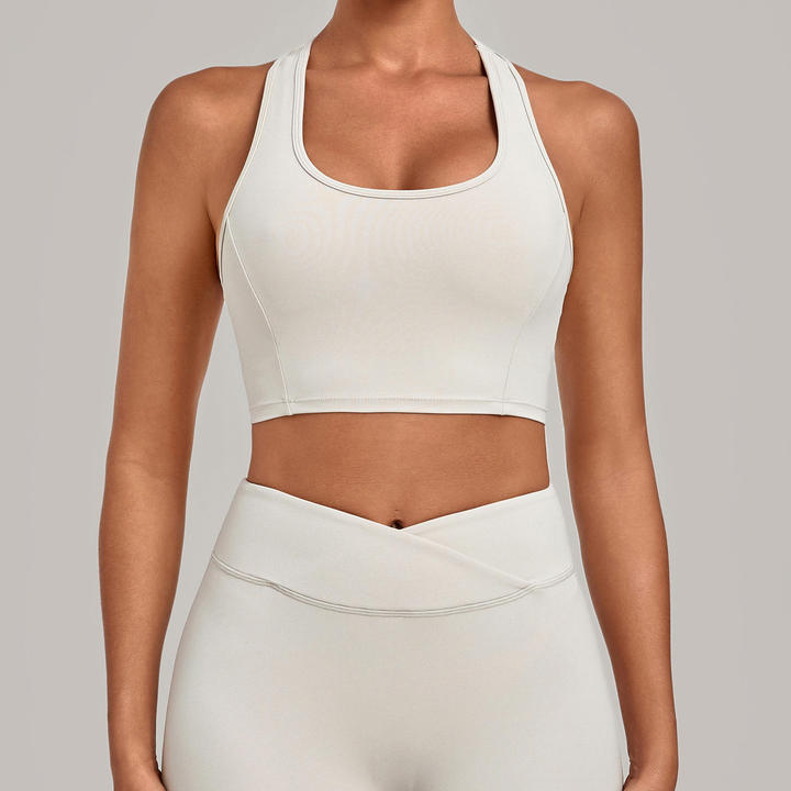 JY New Arrival Women's Breathable Lightweight Four-Way Stretch Seamless Solid Sport Vest Tight Fit Yoga Tank Top with Front Logo