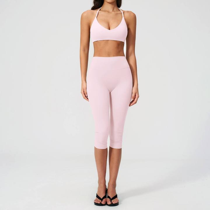 Stylish and Casual Fitted Yoga Outfit: European-Style Quick-Dry Summer Versatile Workout Bra + Capri Pants Fitness Set