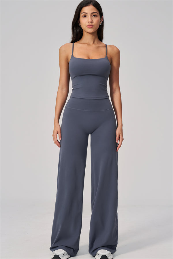 The FlexCore Flared Leggings