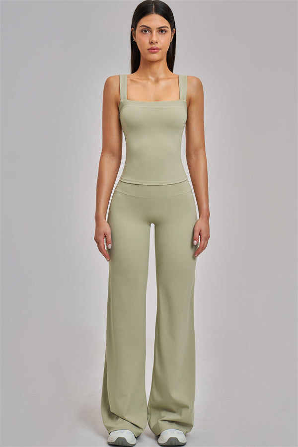 The FlexCore Flared Leggings