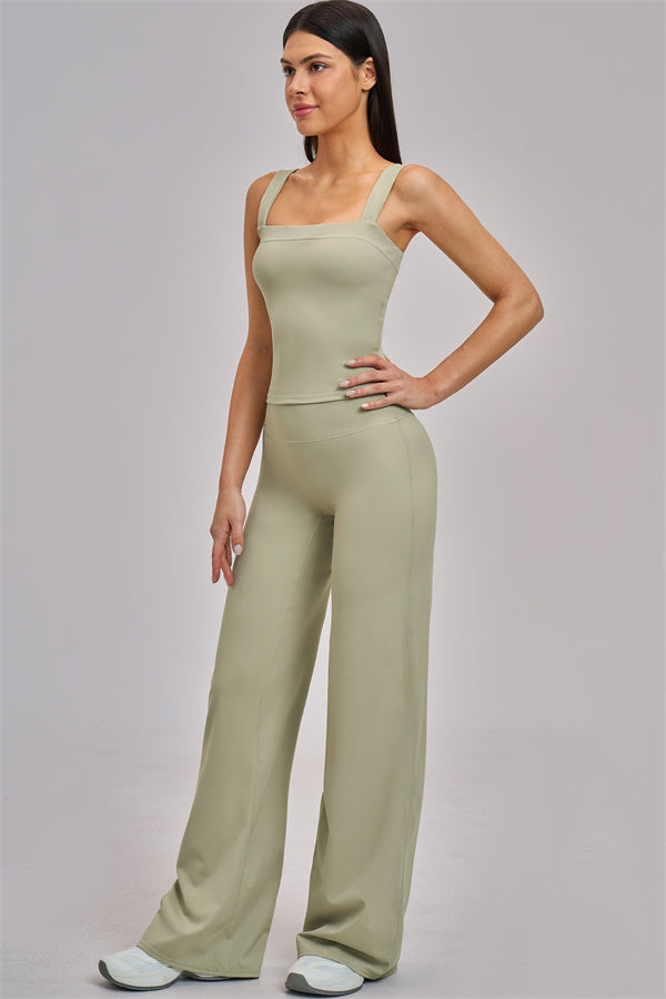 The FlexCore Flared Leggings
