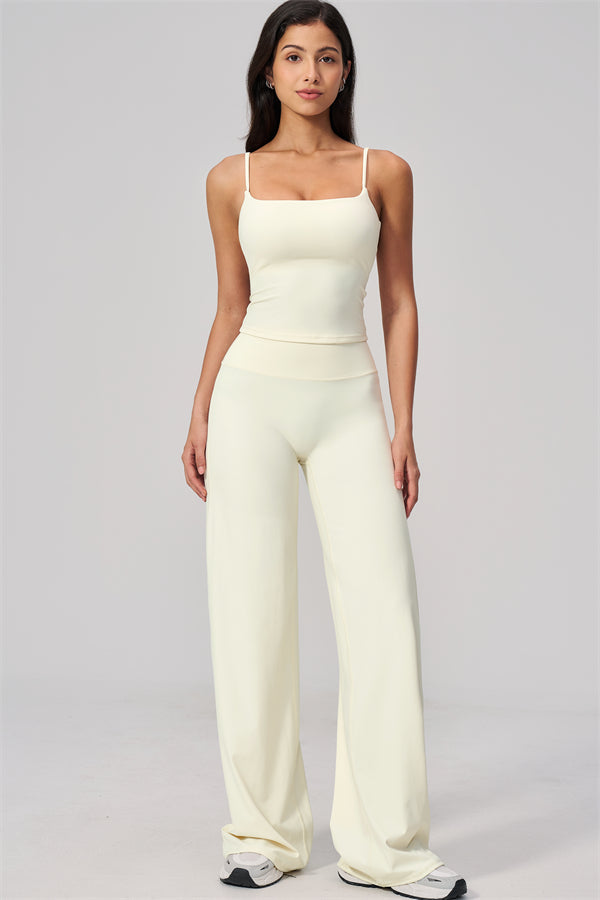 The FlexCore Flared Leggings