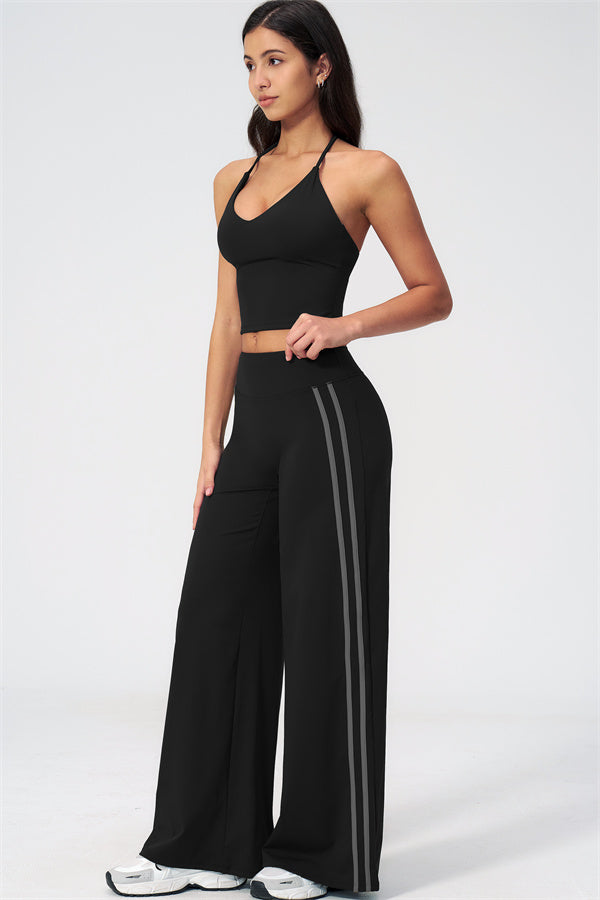 The Evoke Straight Leg Pants