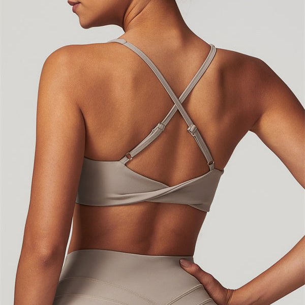 AeroForm Twist Back BraVOLTRA FIT