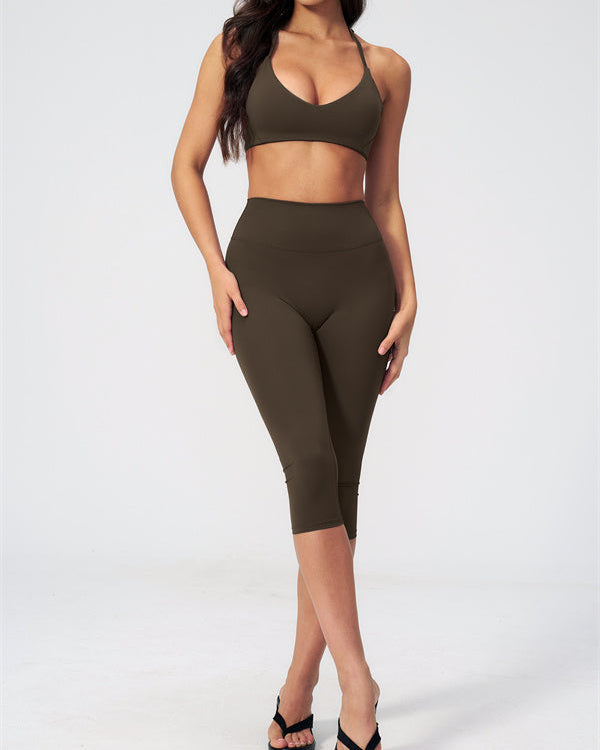 The Twirl Sports Bra Capri Leggings 2-Piece Set