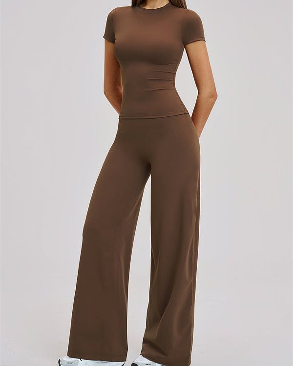Essential Performance T-ShirtCrop Tops & TeesVOLTRA FIT