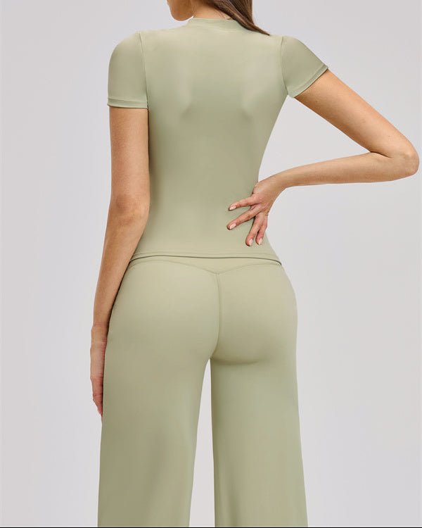 Essential Performance T-ShirtCrop Tops & TeesVOLTRA FIT