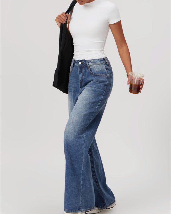 Essential Performance T-ShirtCrop Tops & TeesVOLTRA FIT
