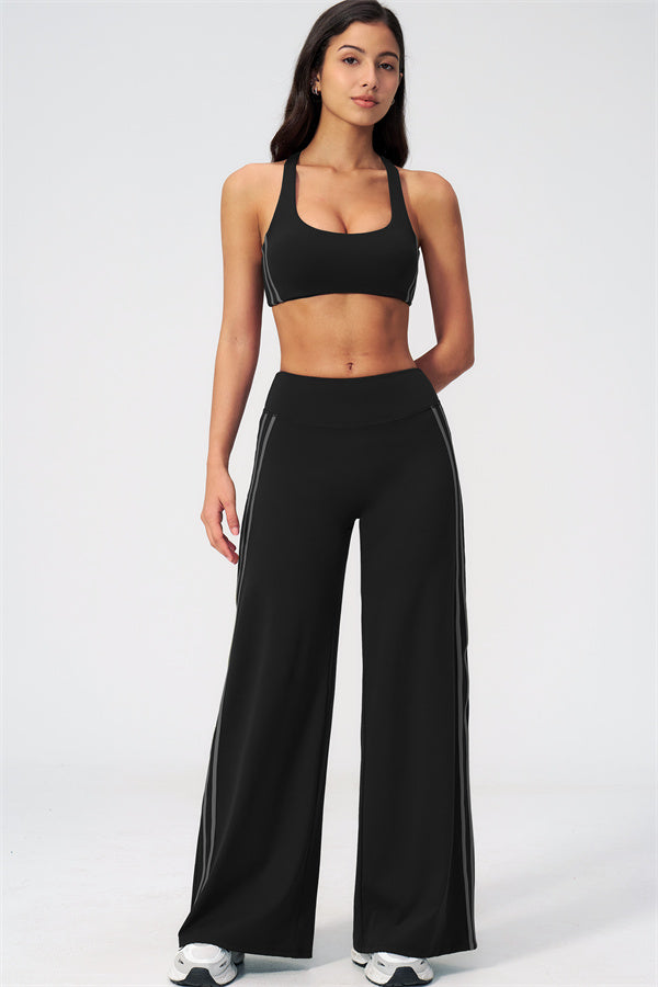 The Evoke Straight Leg Pants
