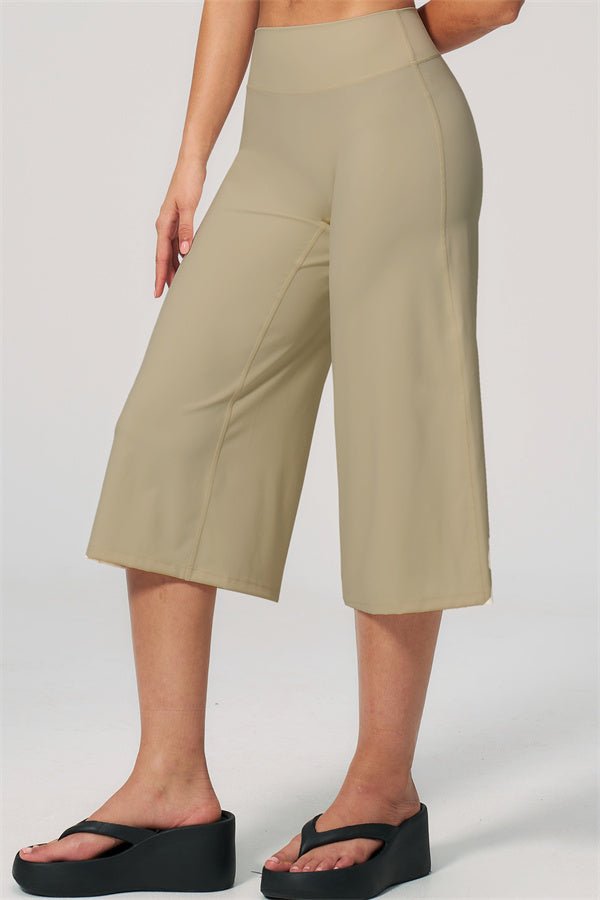 Halter Bra & Wide Leg Crop SetVOLTRA FIT