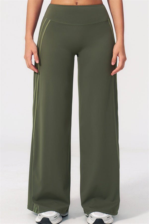 V-Neck Straight Leg SetVOLTRA FIT