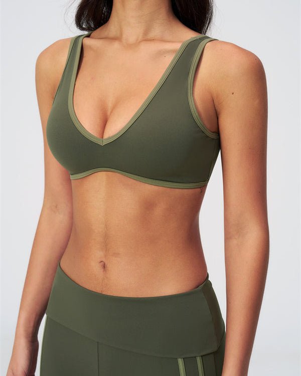 V-Neck Straight Leg SetVOLTRA FIT