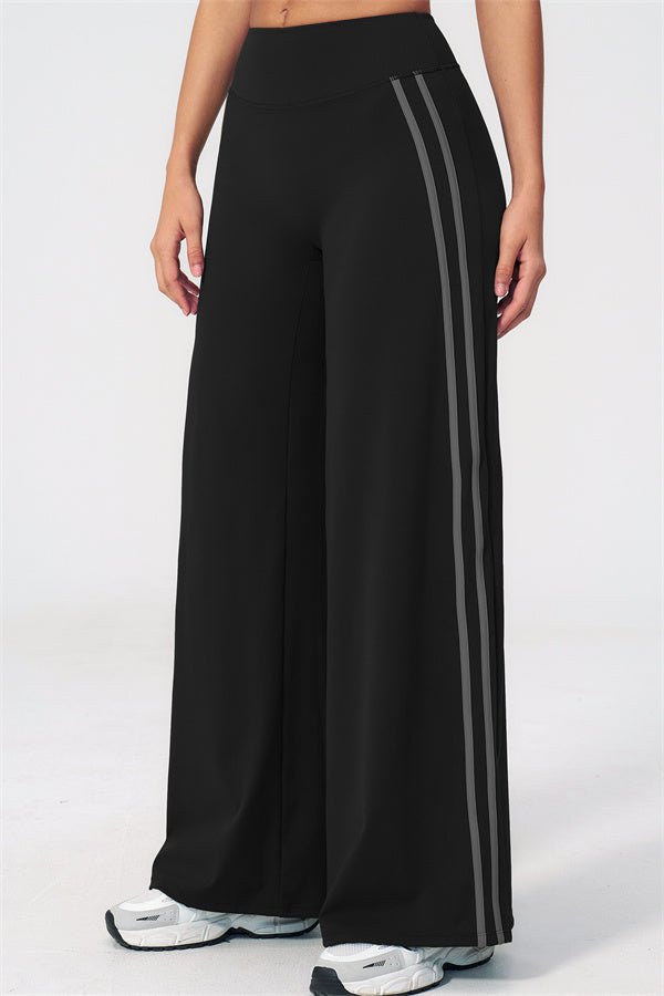V-Neck Straight Leg SetVOLTRA FIT